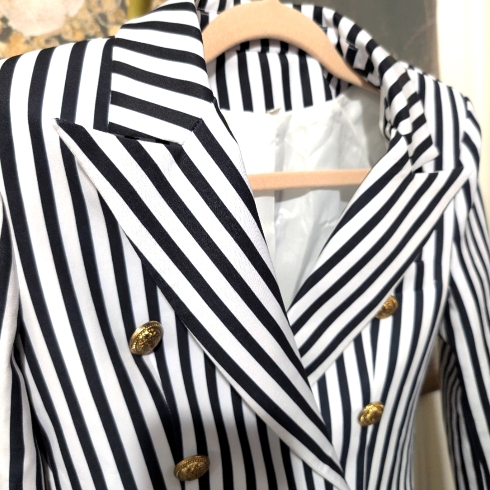 Sarah Ashley Pinstripe Cotton Blend Blazer Size Small New With Tags - Picture 4 of 8